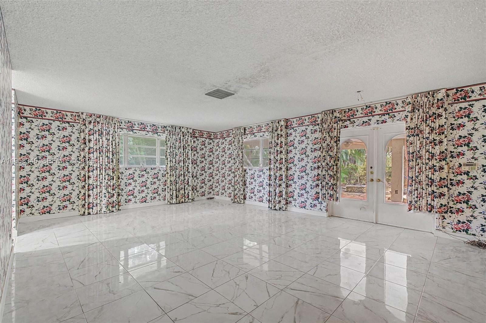 CUTLER PINES ESTATES - Residential