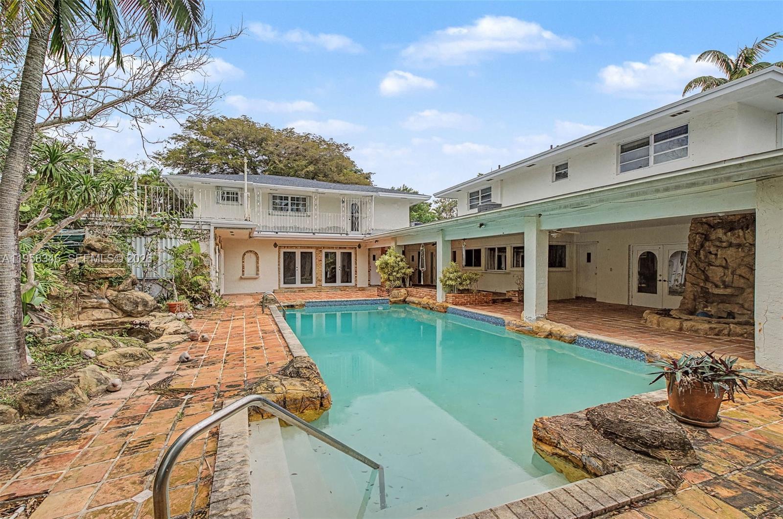 CUTLER PINES ESTATES - Residential