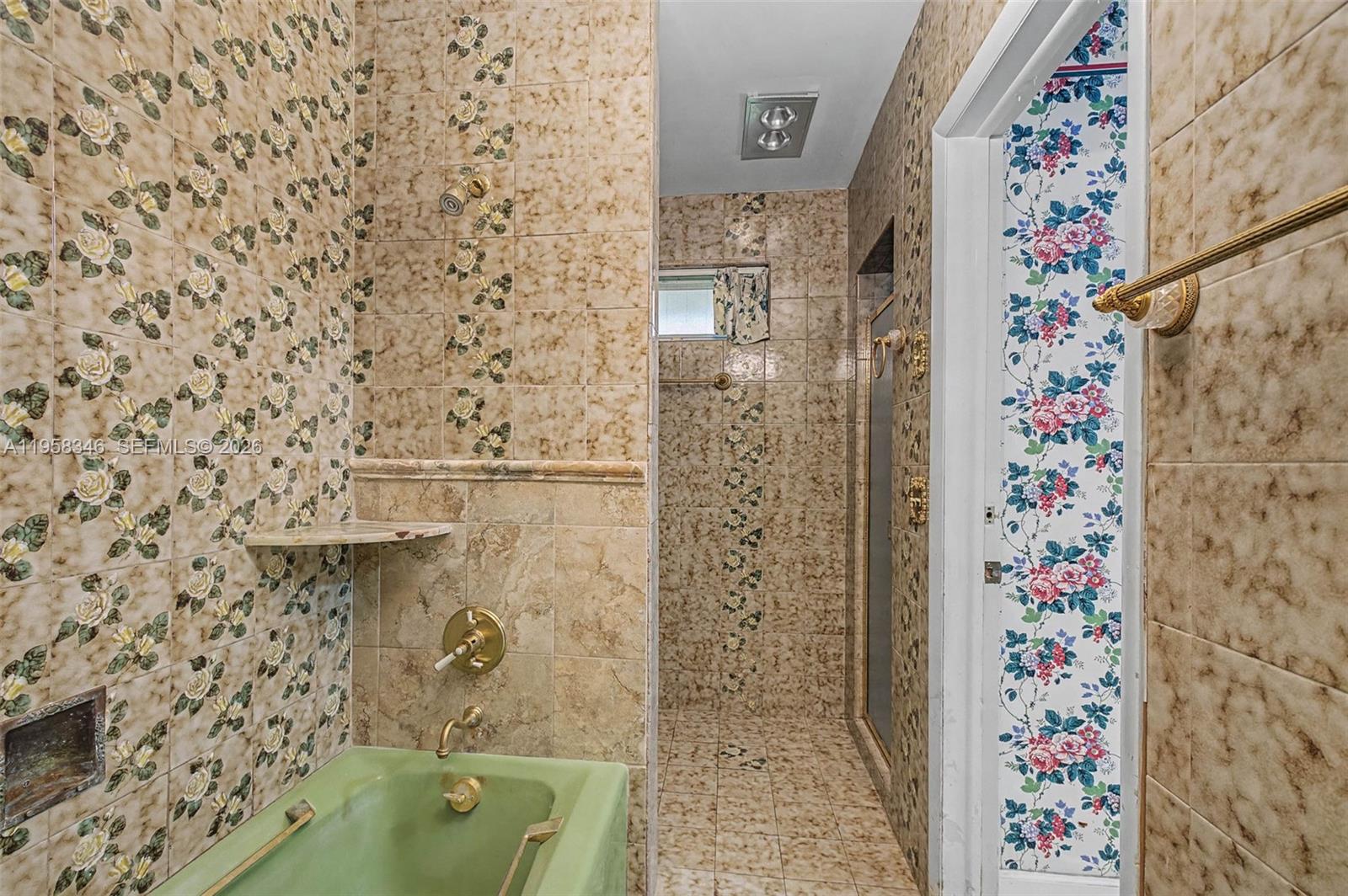 CUTLER PINES ESTATES - Residential