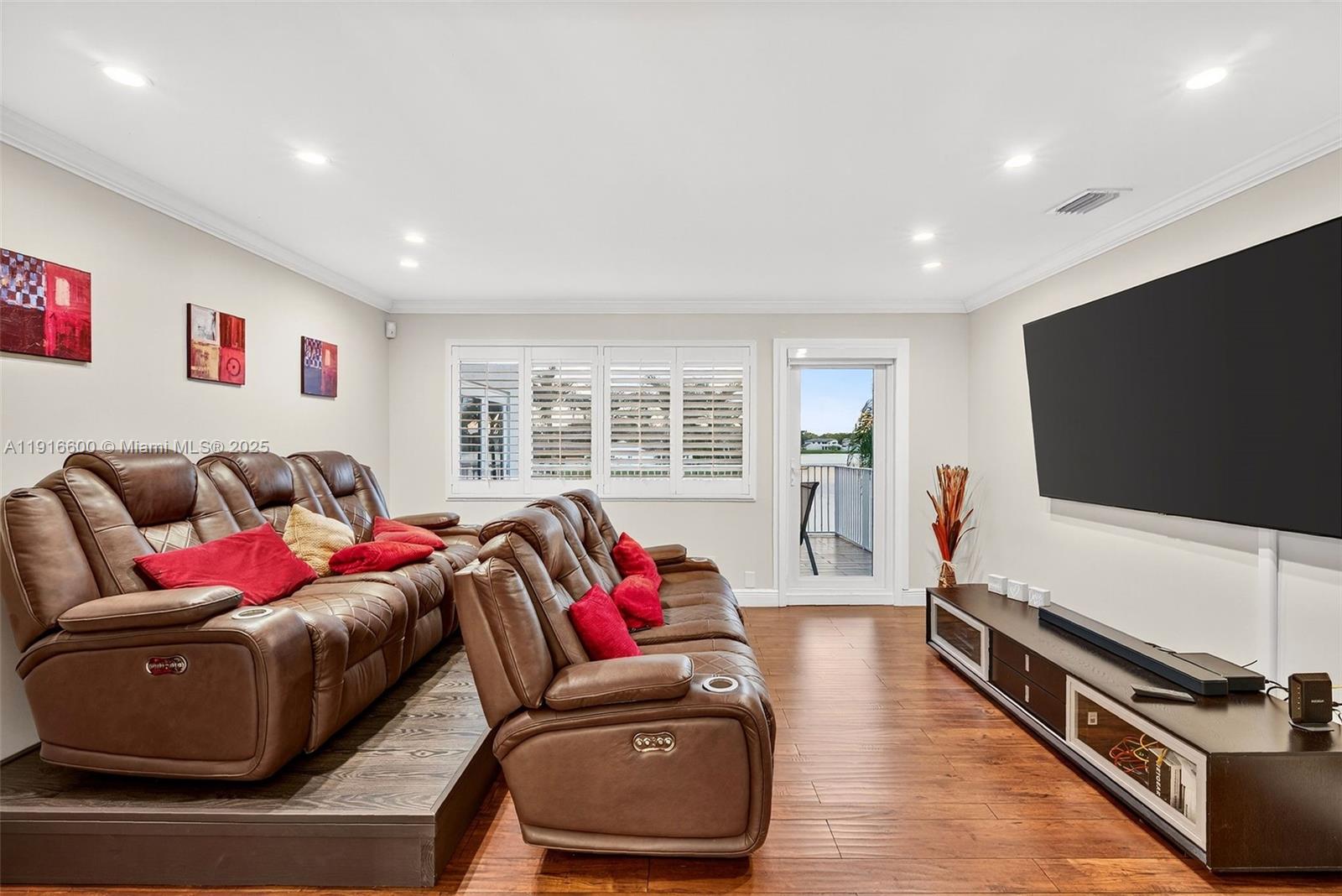 CHAPEL TRAIL REPLAT - Residential