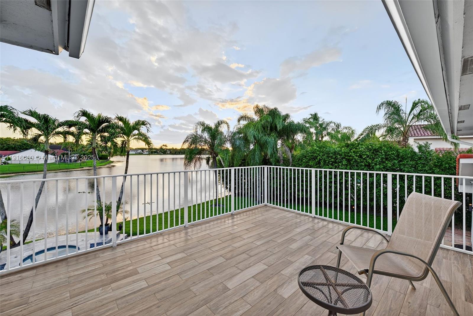 CHAPEL TRAIL REPLAT - Residential