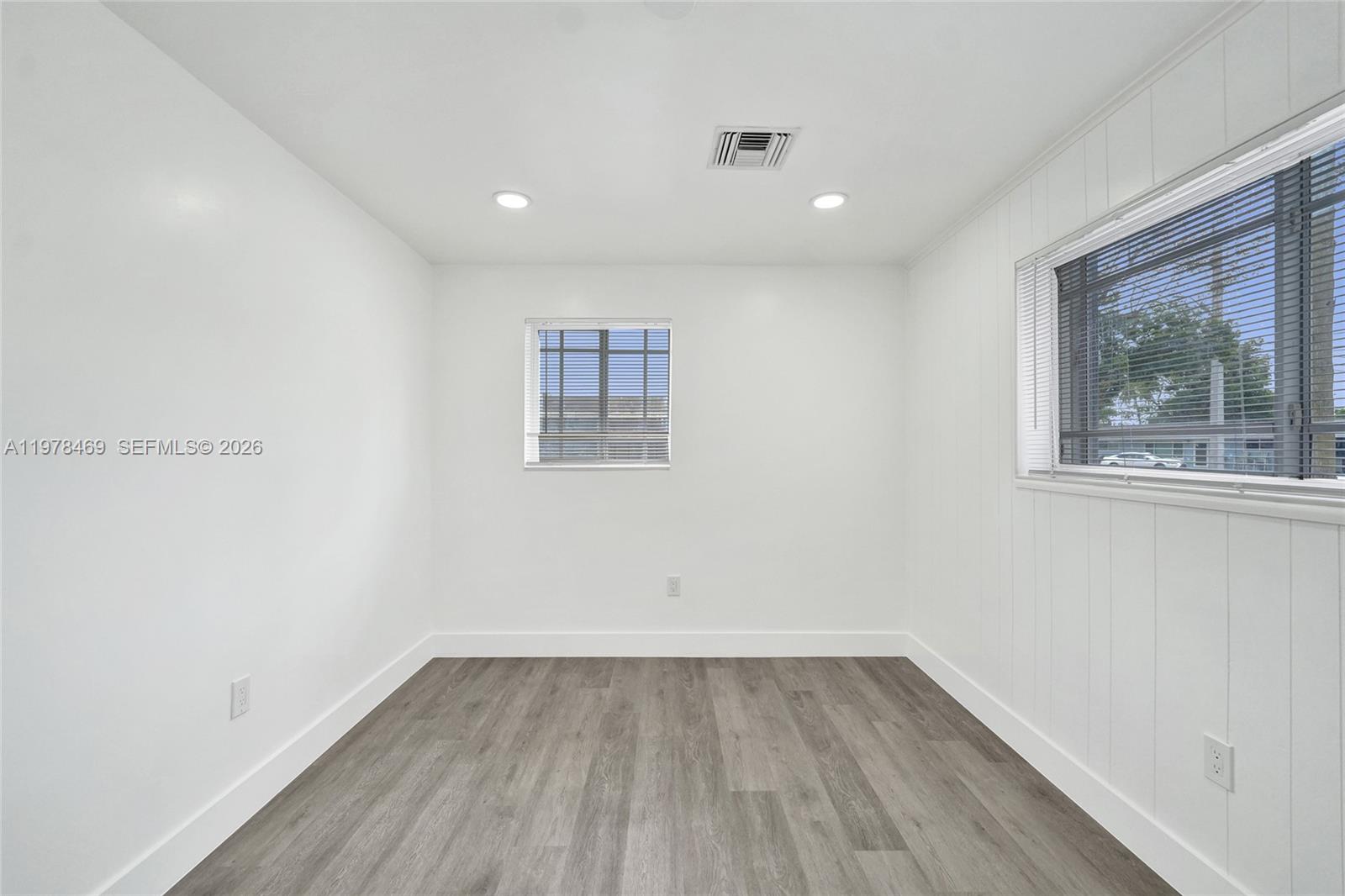 BREEZESWEPT PARK ESTATES - Residential