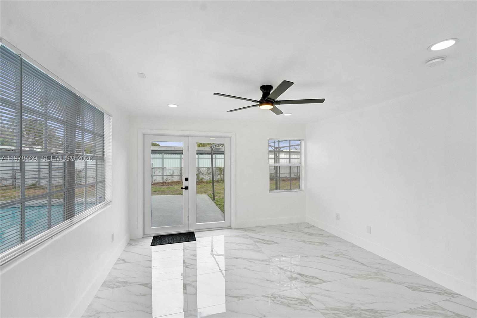 BREEZESWEPT PARK ESTATES - Residential