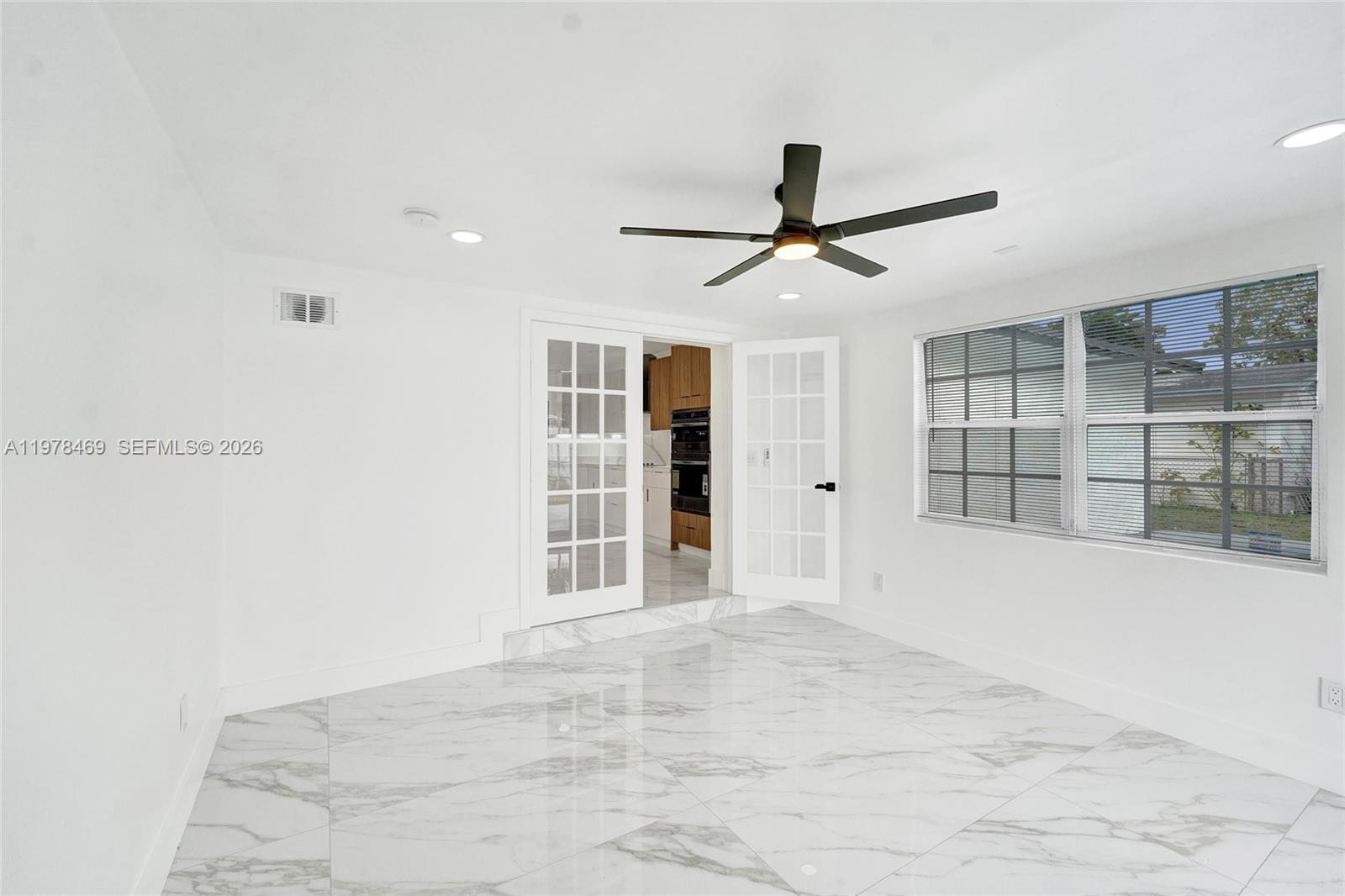 BREEZESWEPT PARK ESTATES - Residential