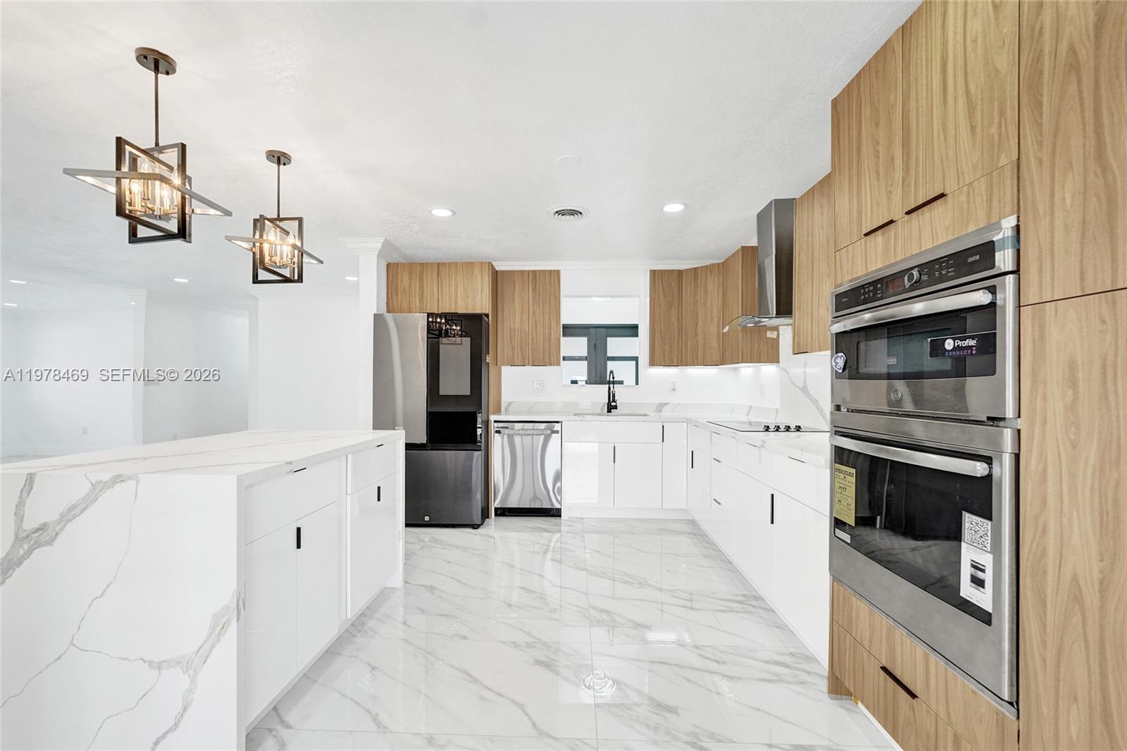 BREEZESWEPT PARK ESTATES - Residential