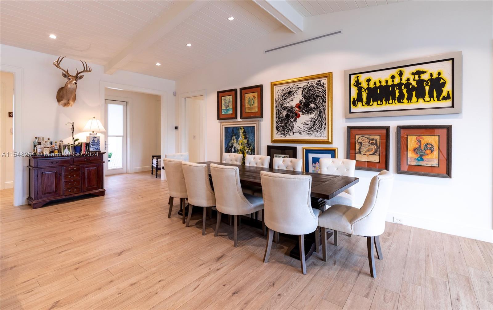 CONTINENTAL HOMES - Residential