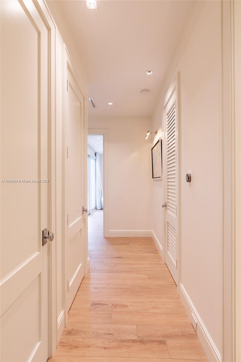 CONTINENTAL HOMES - Residential