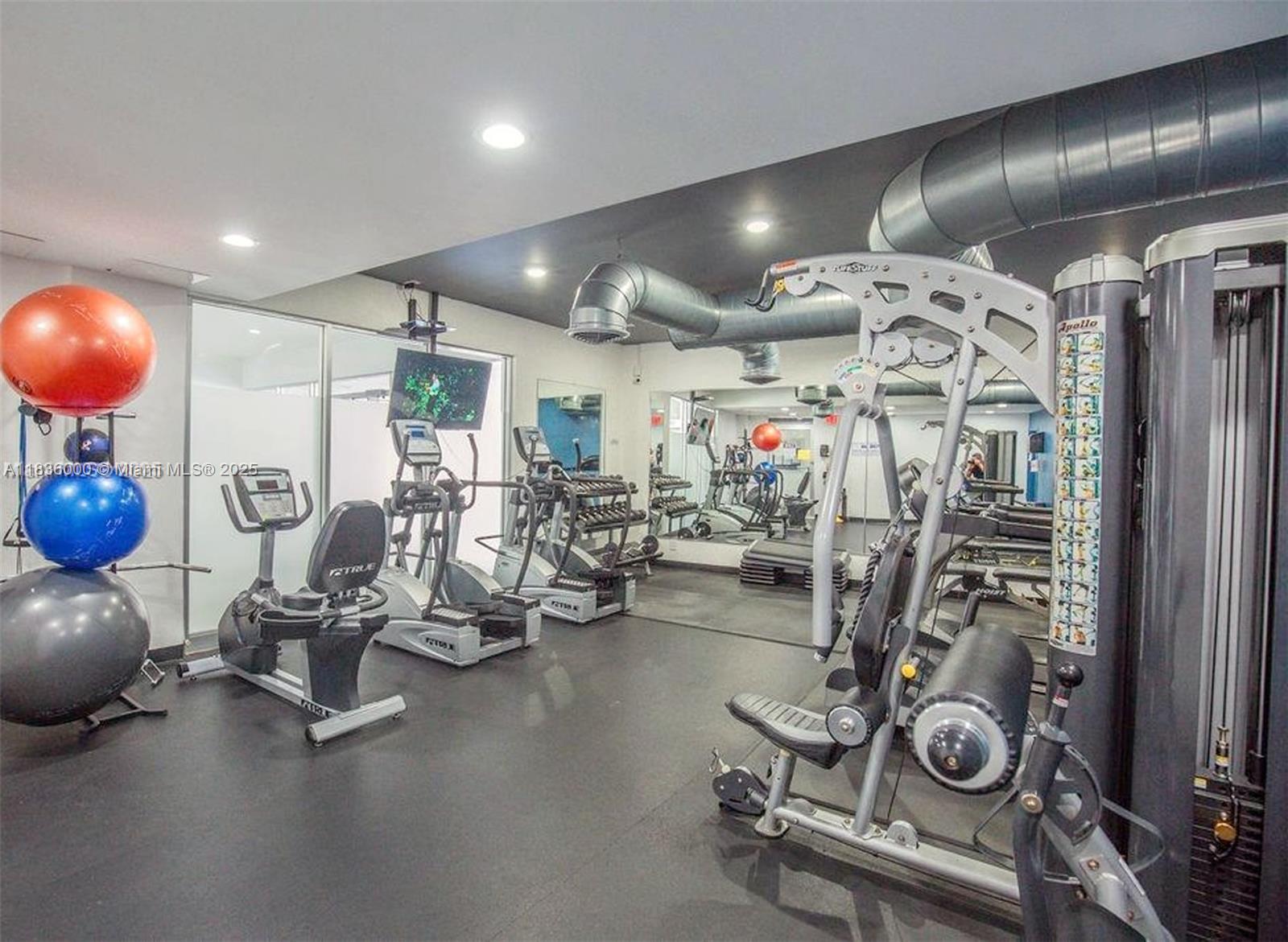 OCEAN VIEW TOWERS CONDO - Residential Lease