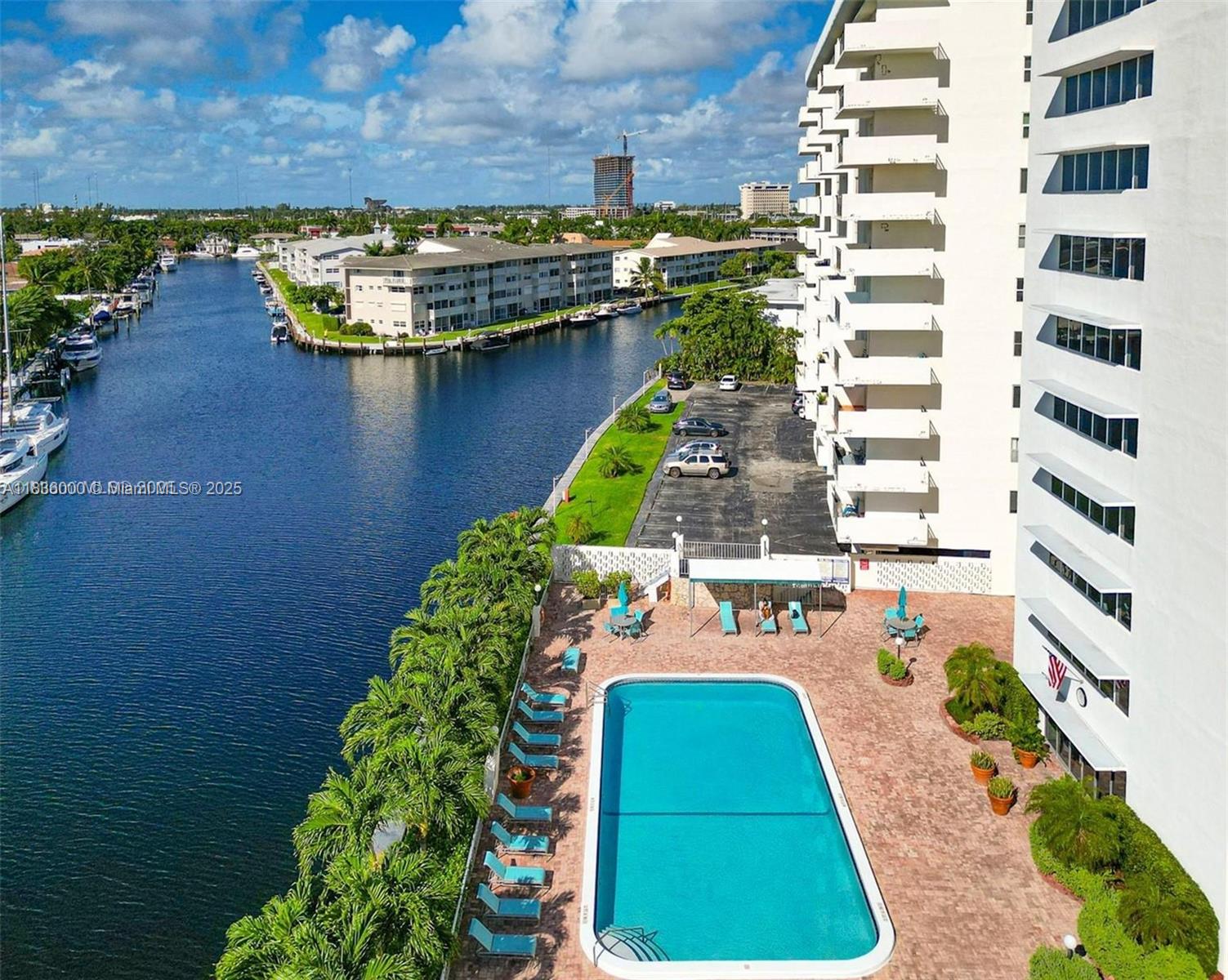 401 Golden Isles Dr 503