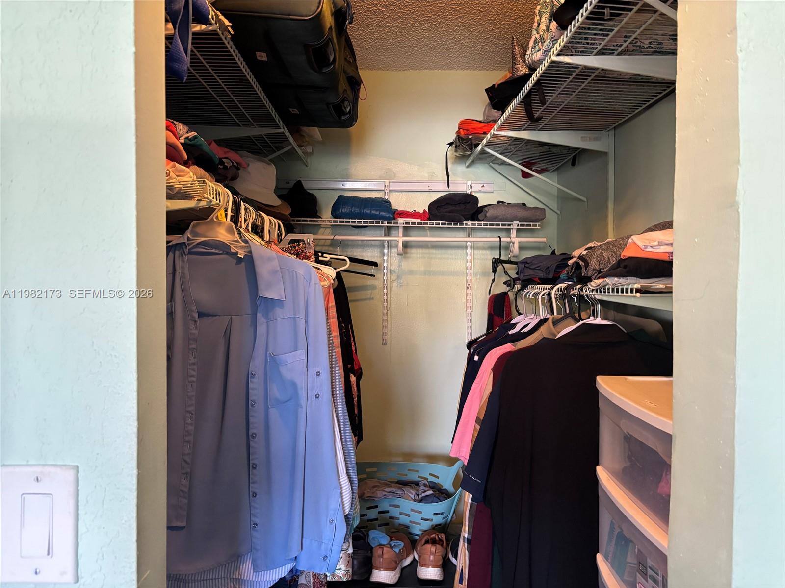 SUNRISE LAKES 153 CONDO - Residential