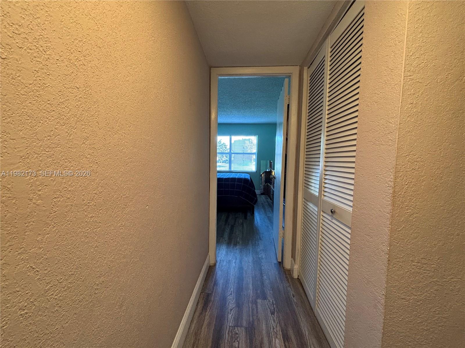 SUNRISE LAKES 153 CONDO - Residential