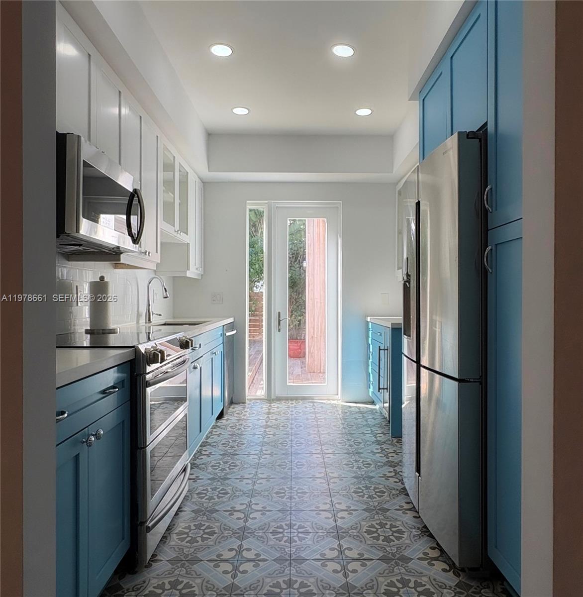 BELLE MEADE OF MIA SEC 1 - Residential