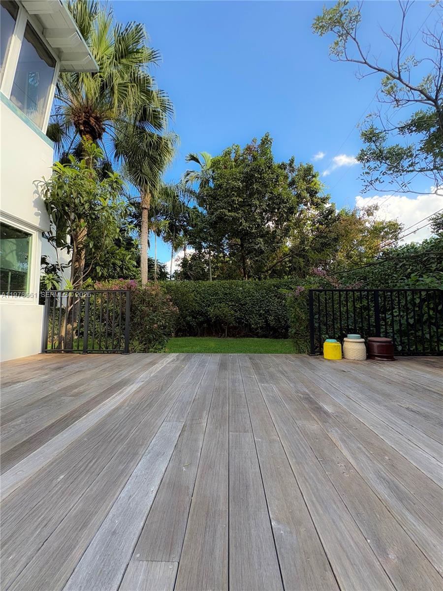 BELLE MEADE OF MIA SEC 1 - Residential