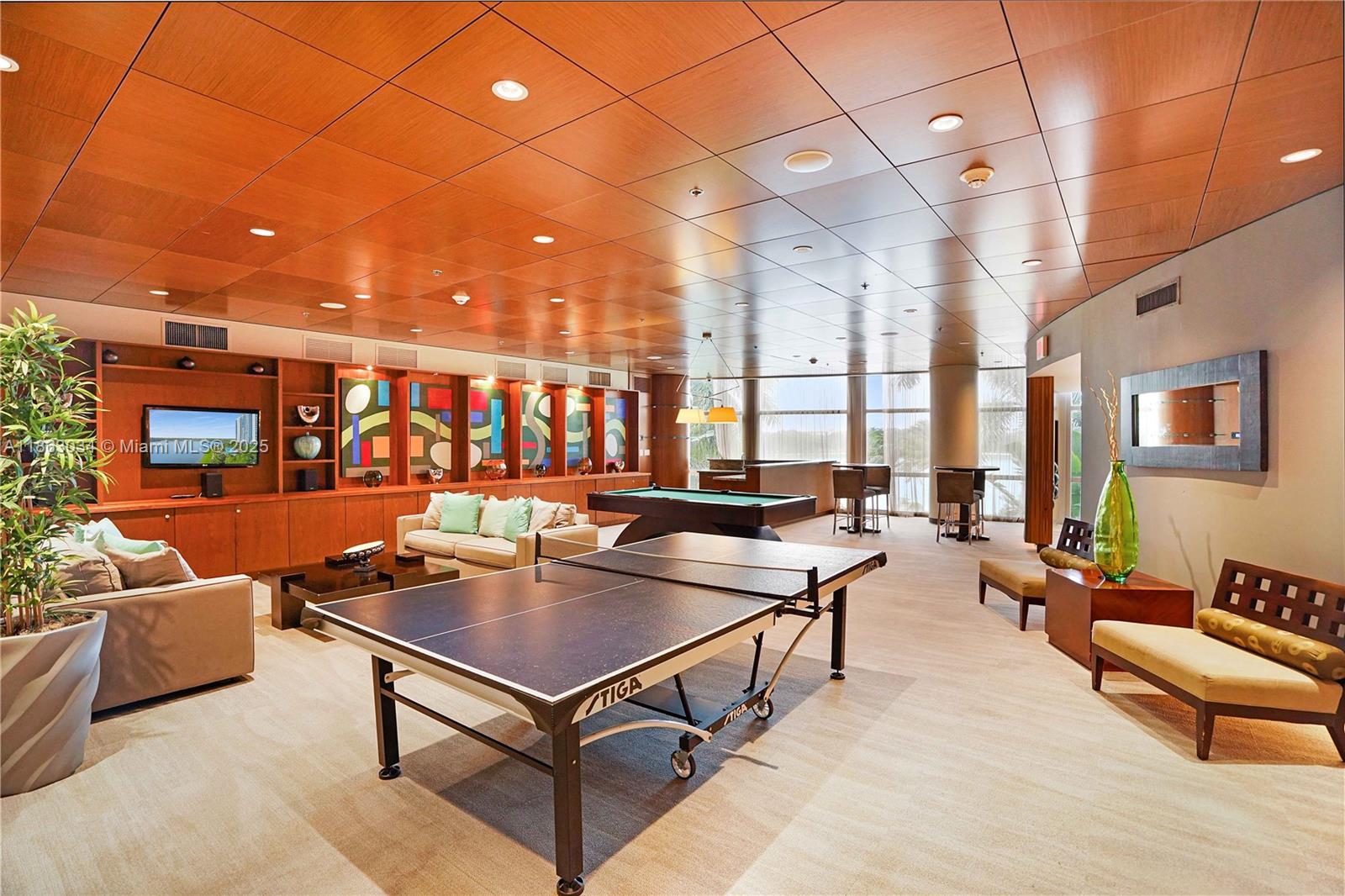 TAO SAWGRASS CONDOMINIUM - Residential