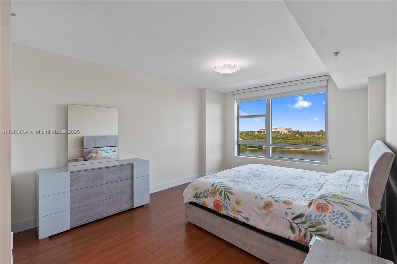 TAO SAWGRASS CONDOMINIUM - Residential