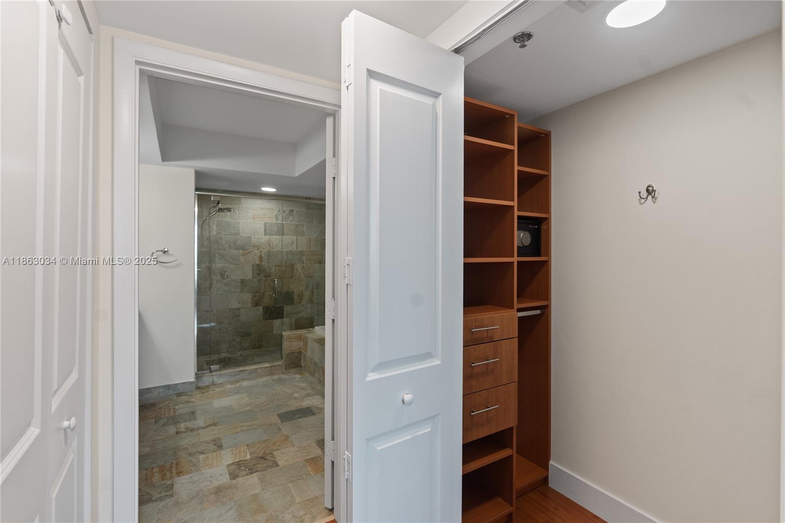 TAO SAWGRASS CONDOMINIUM - Residential