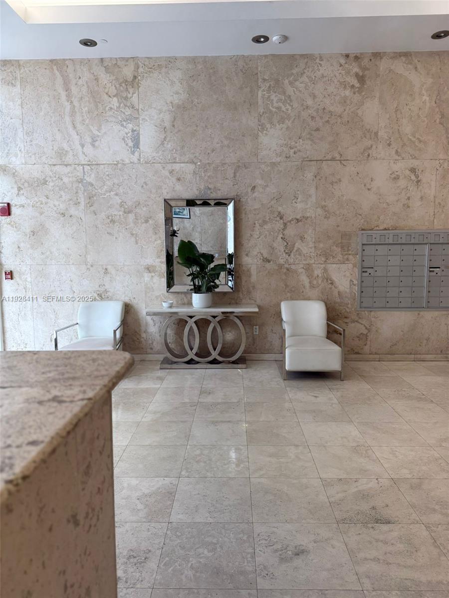 RIMINI BEACH CONDO - Residential