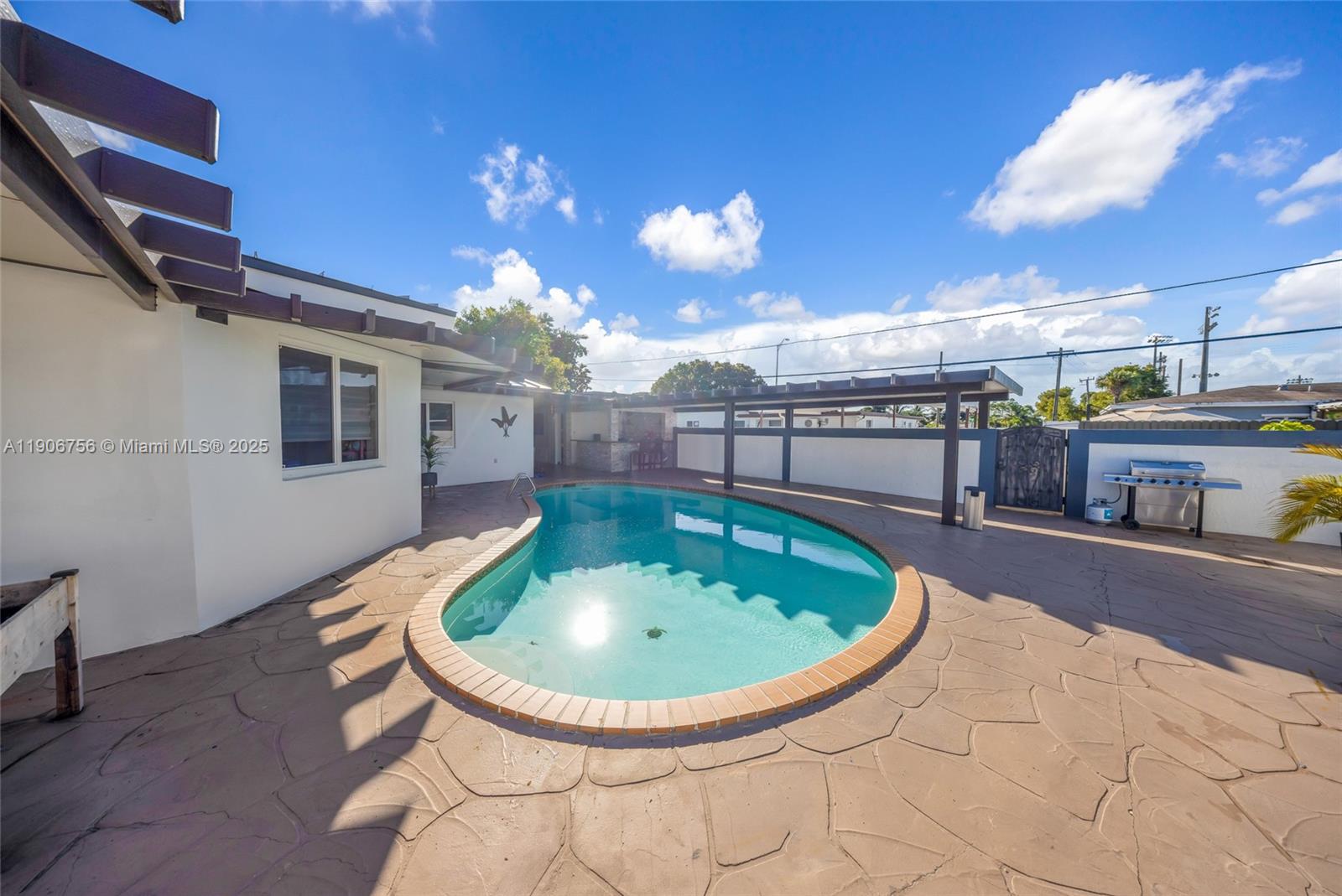 WESTHAVEN PARK - Residential Lease