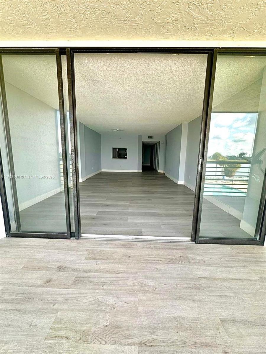 LAKE VIEW OF CALIF CLUB C - Residential