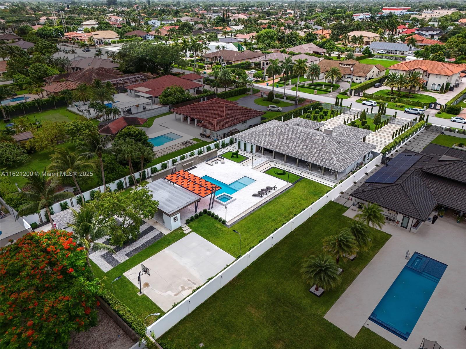 J G HEADS FARMS - Residential