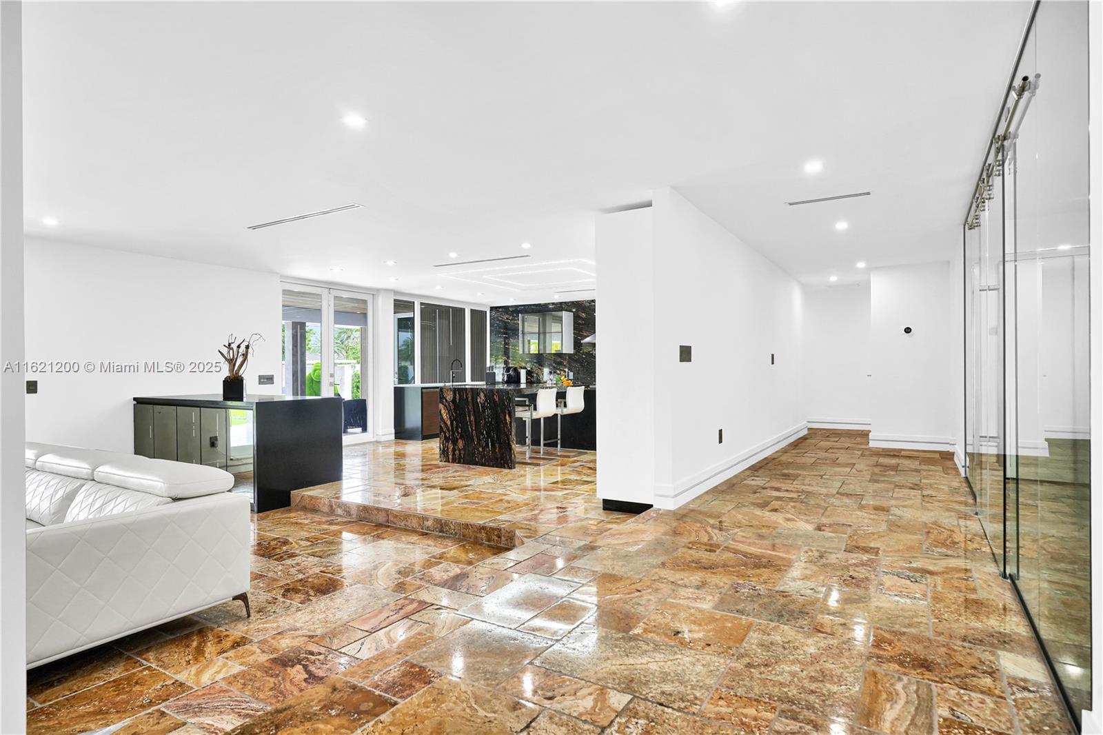 J G HEADS FARMS - Residential