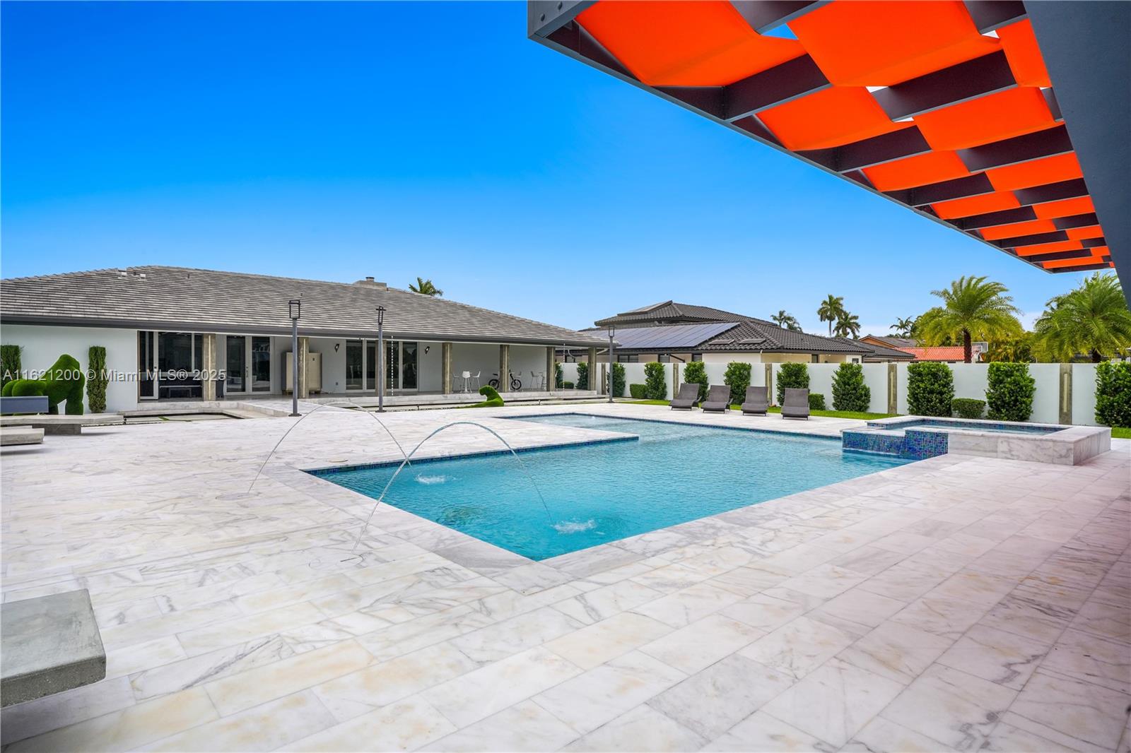 J G HEADS FARMS - Residential