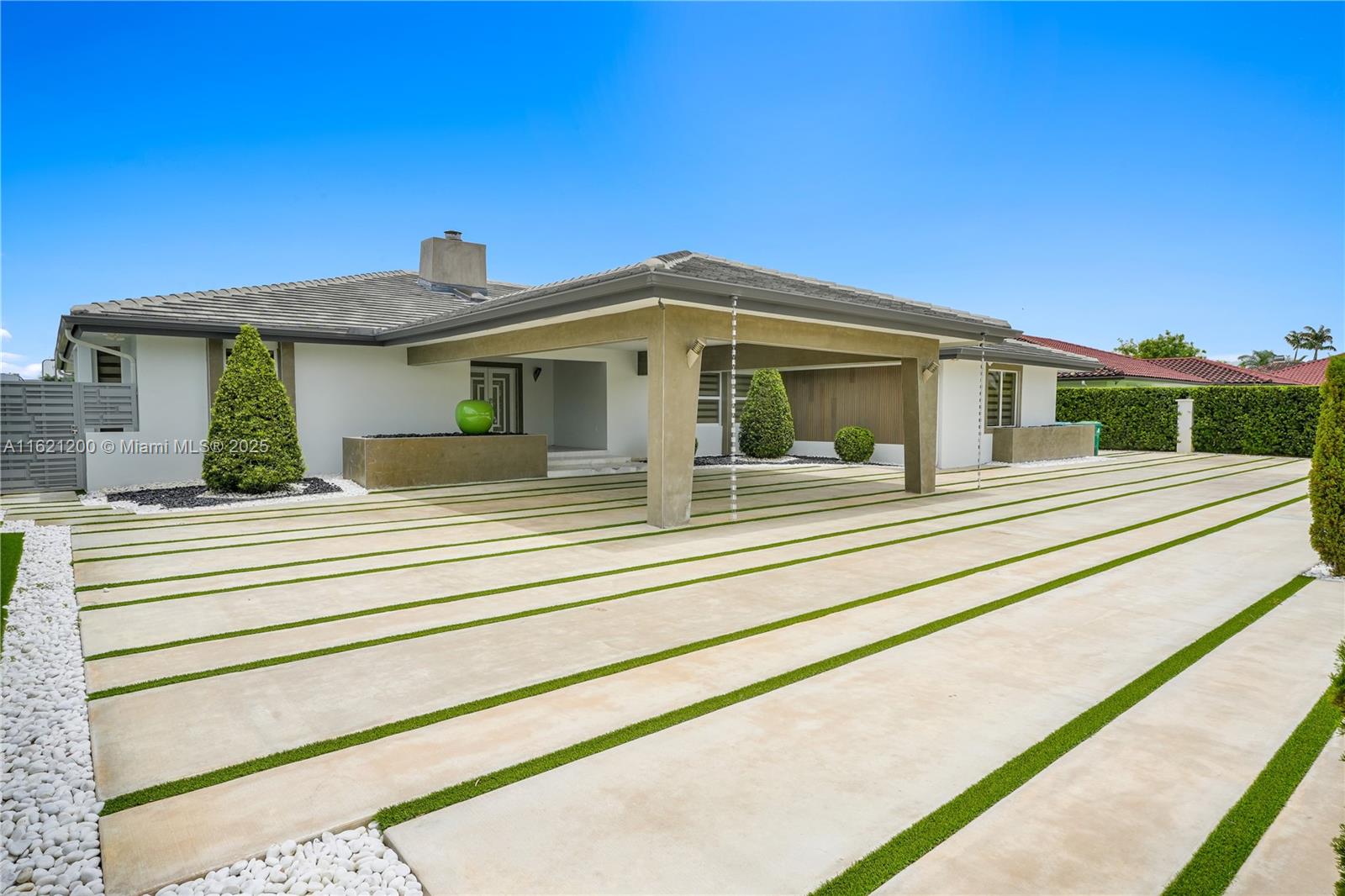 J G HEADS FARMS - Residential