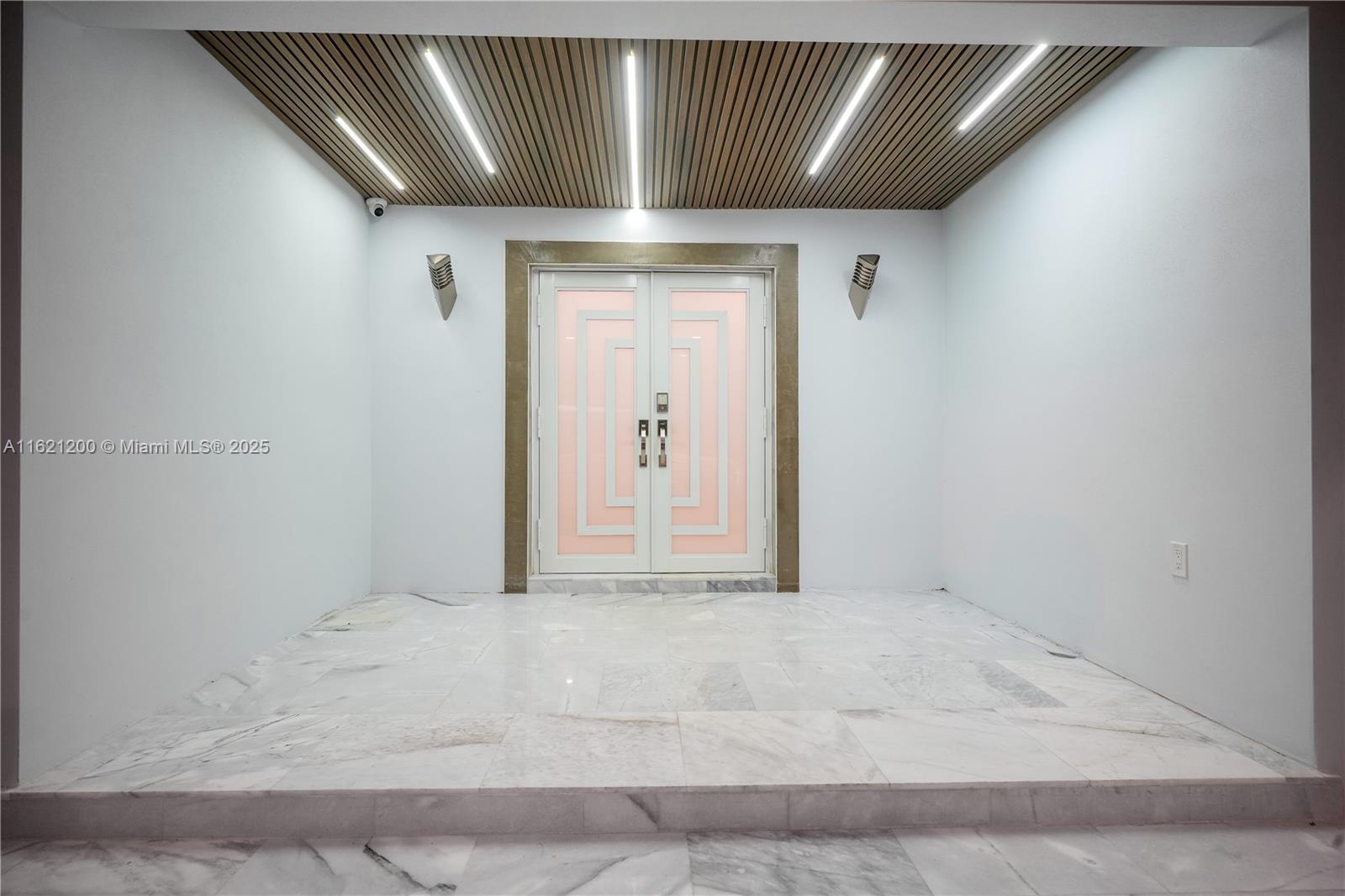 J G HEADS FARMS - Residential