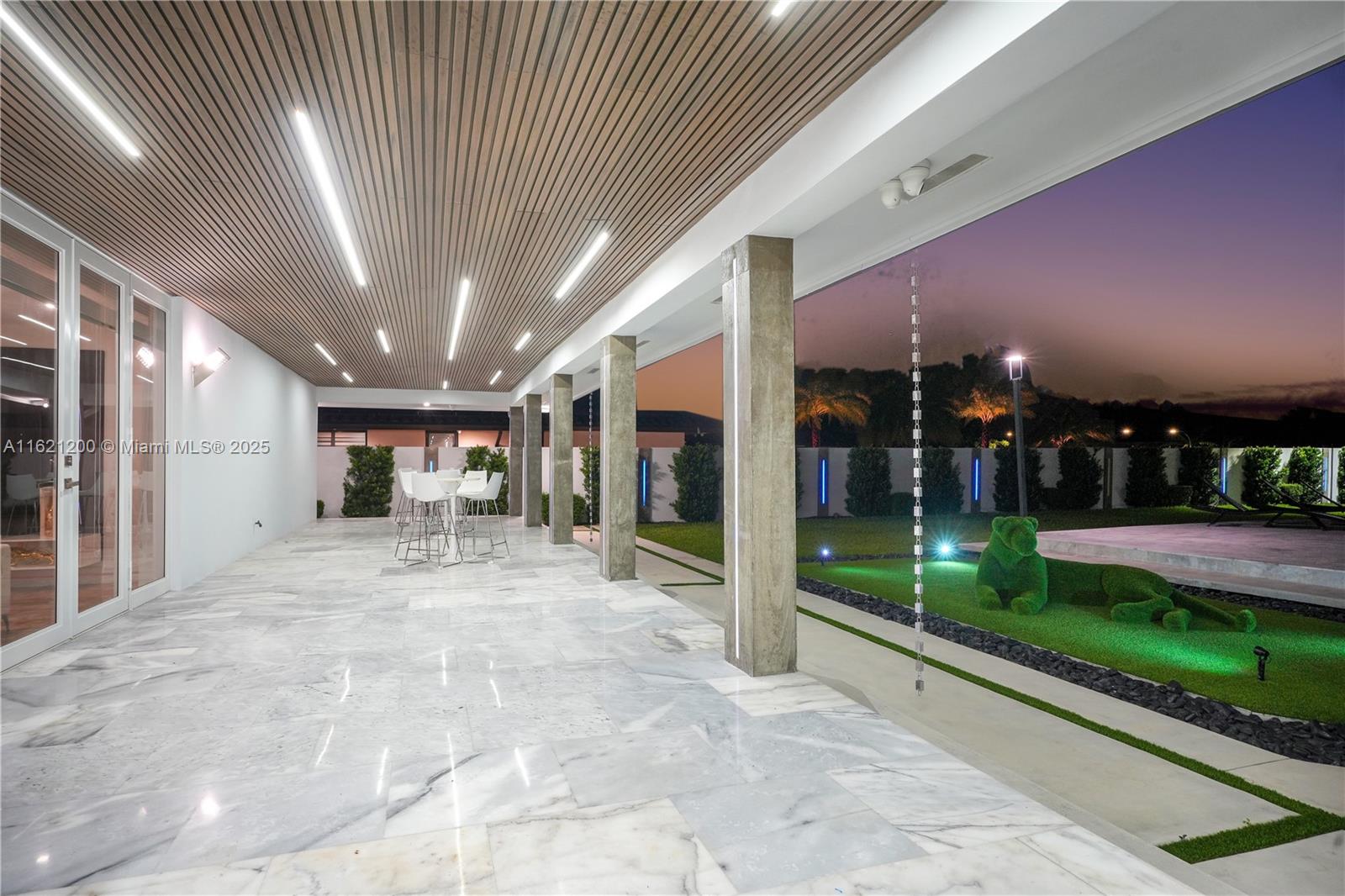 J G HEADS FARMS - Residential