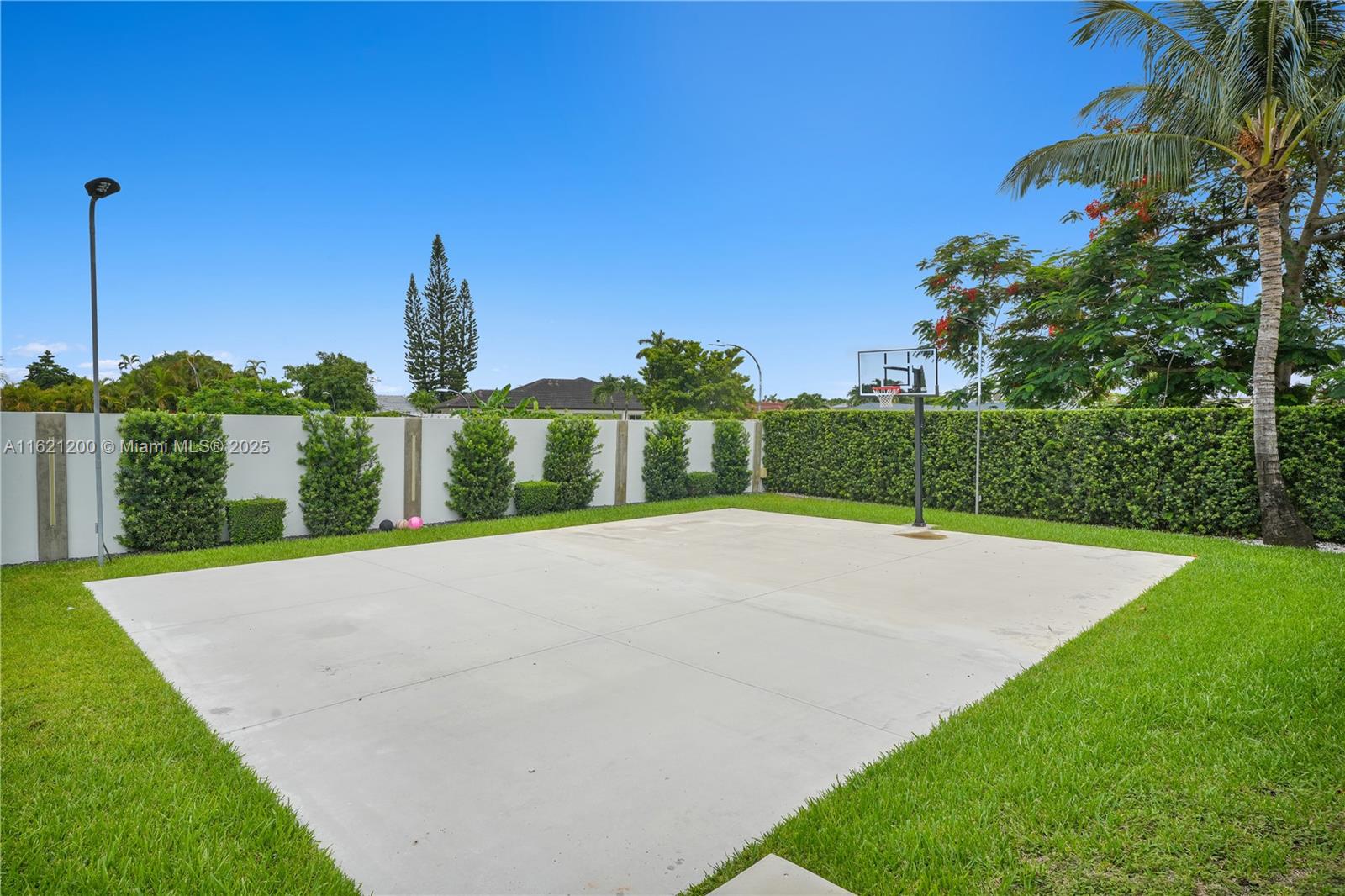 J G HEADS FARMS - Residential