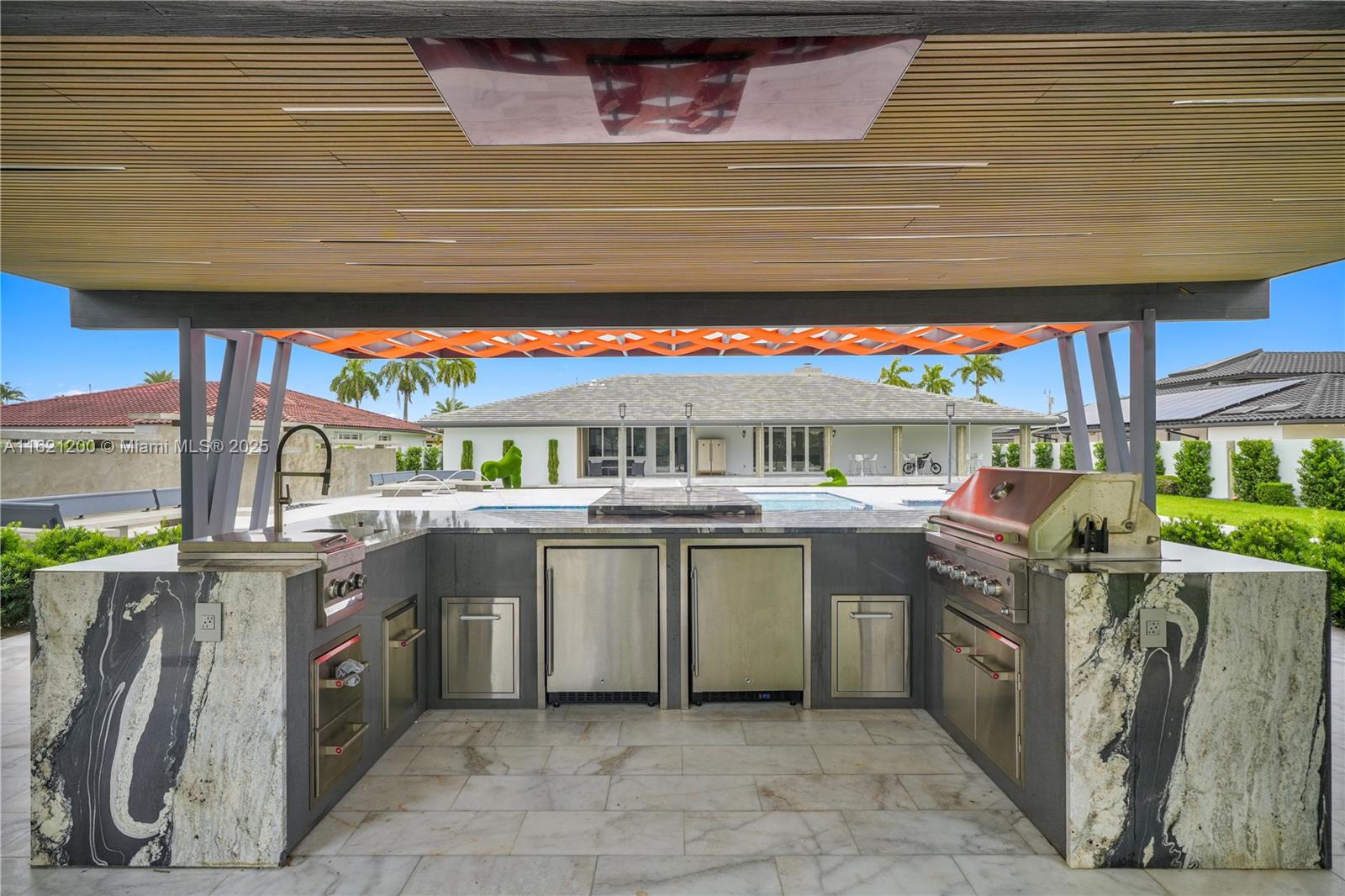 J G HEADS FARMS - Residential