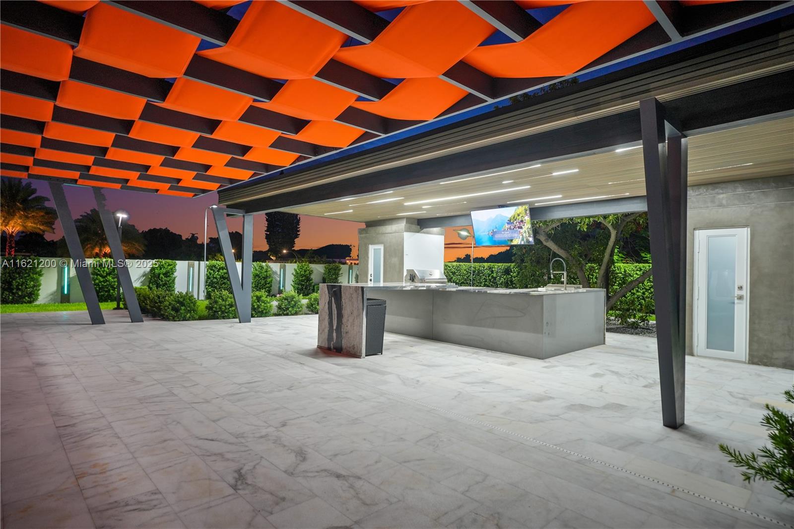 J G HEADS FARMS - Residential