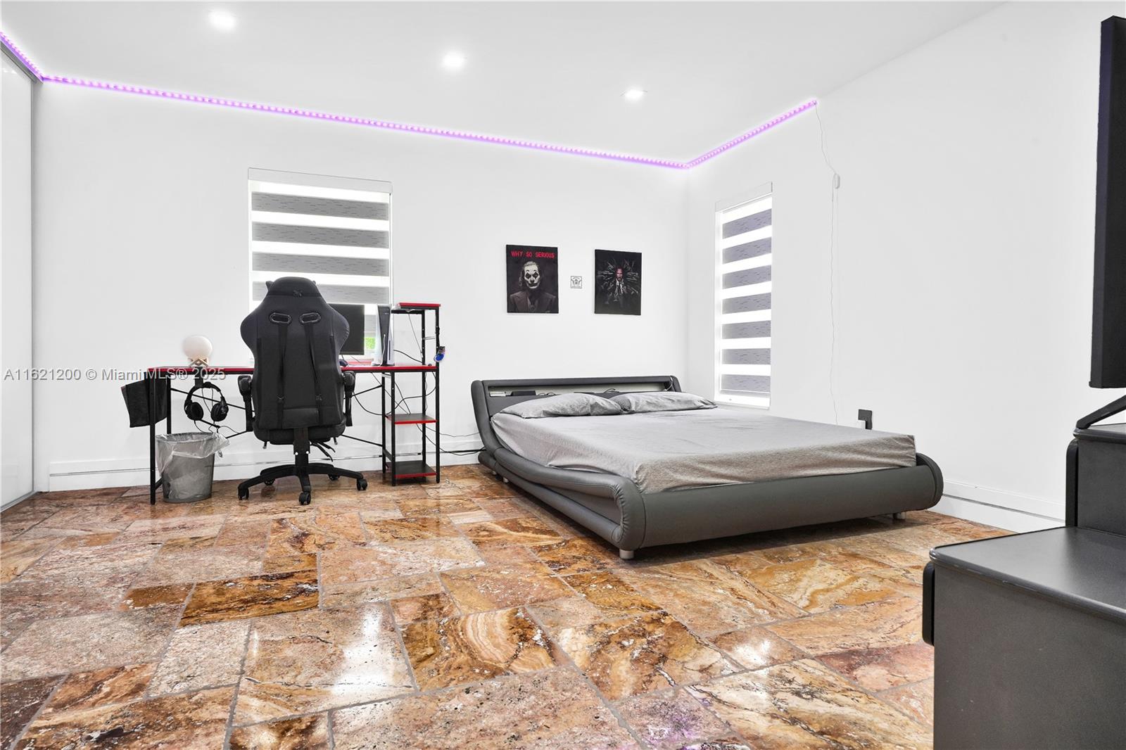 J G HEADS FARMS - Residential