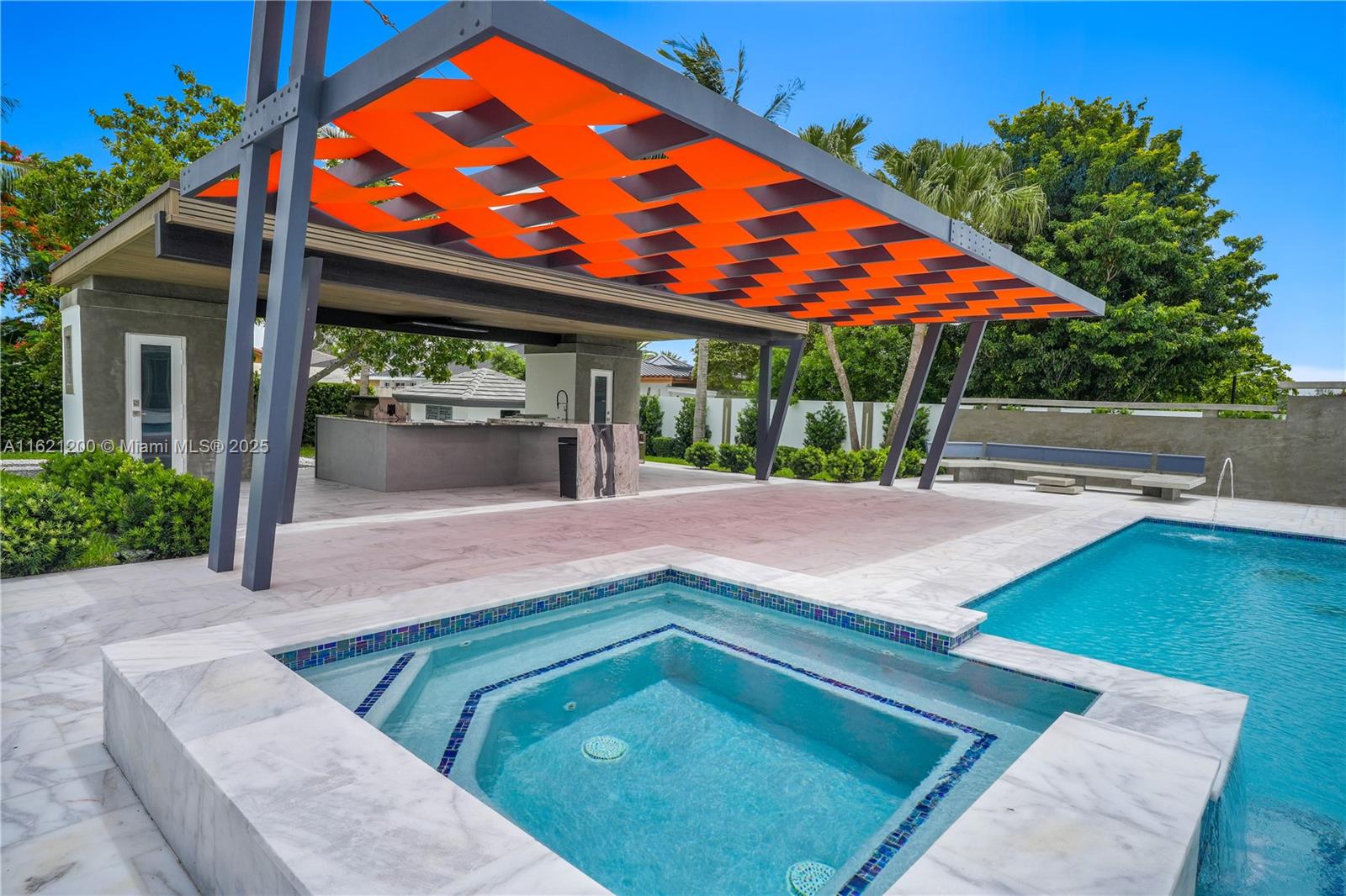 J G HEADS FARMS - Residential