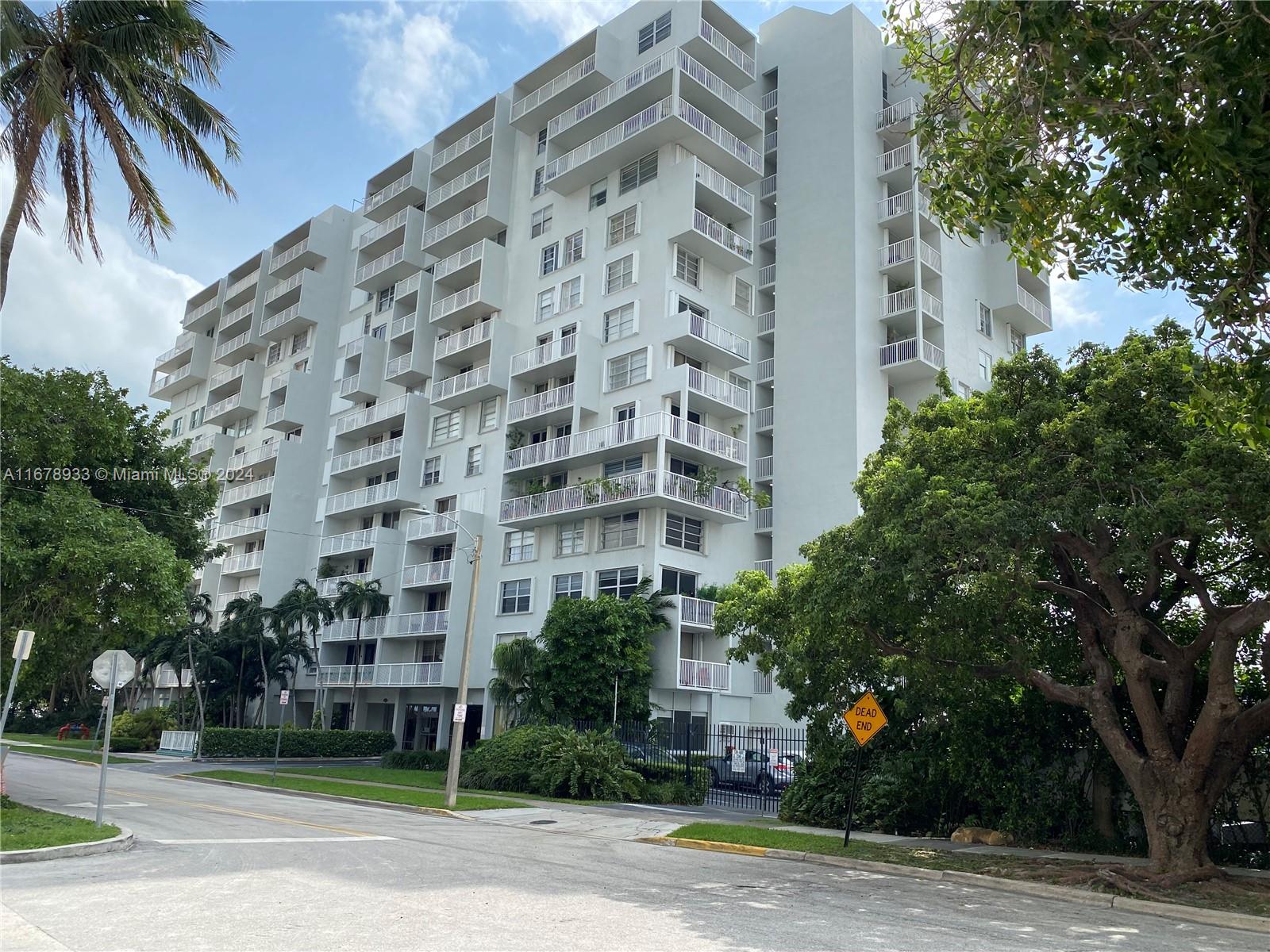 Very Spacious and Bright 1 Bedroom 1.5 Bath updated Condo with partial Ocean View.  Outstanding amenities included well equipped Gym, BB Area, Large Pool, Jacuzzi and Meeting Room.  Close to the Gables, The Grove, Mary Brickell Village and easy access to and from I-95.  Free Cable and Wi-Fi.  Great opportunity for this highly desirable Building.
