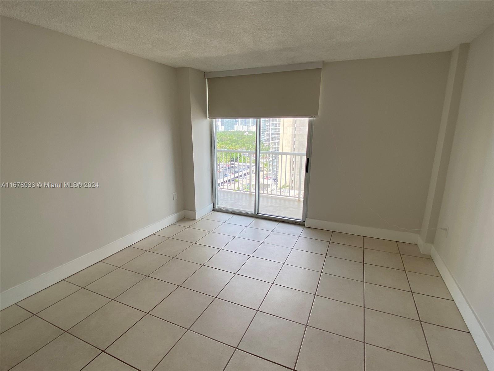 BRICKELL BISCAYNE CONDO - Residential Lease