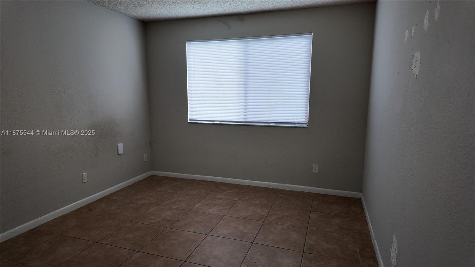 VISCONTI CONDO - Residential Lease