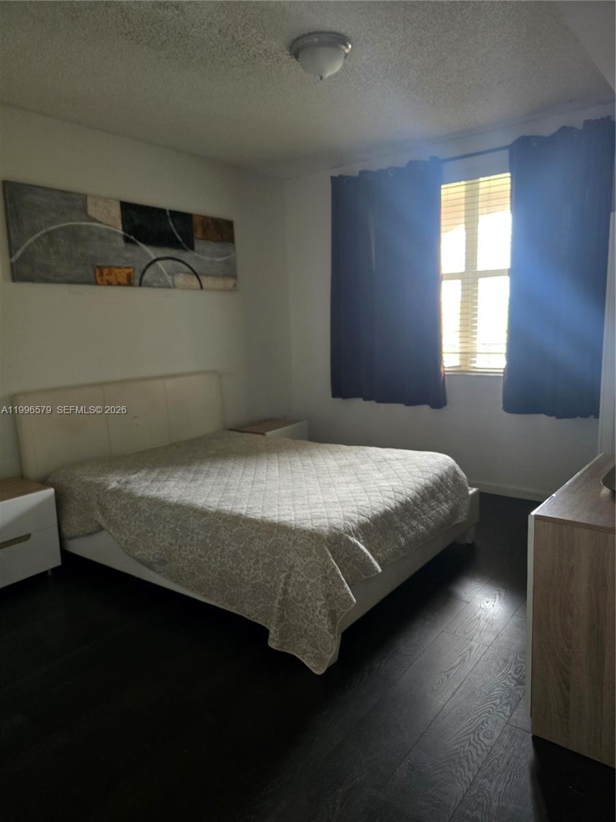 PORTO BELLAGIO CONDO - Residential Lease