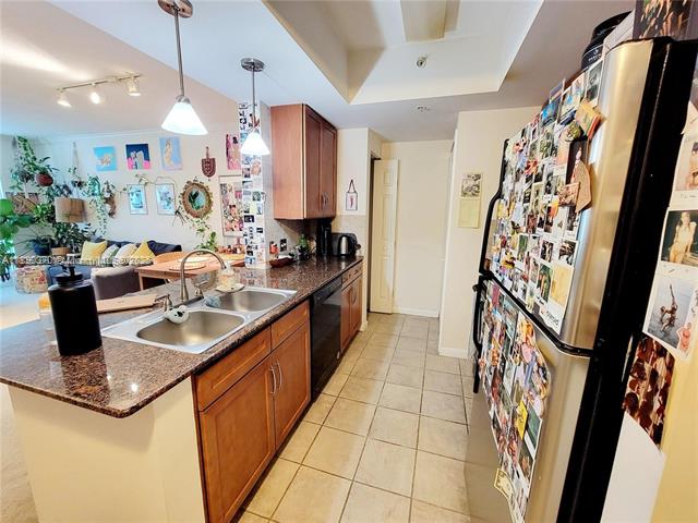 2000 N Bayshore Dr 226
