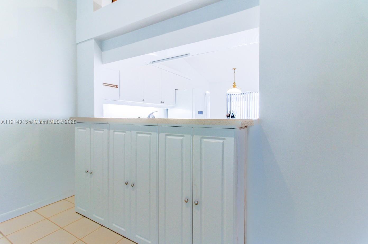 VILLAS OF BOCA DELRAY CON - Residential Lease