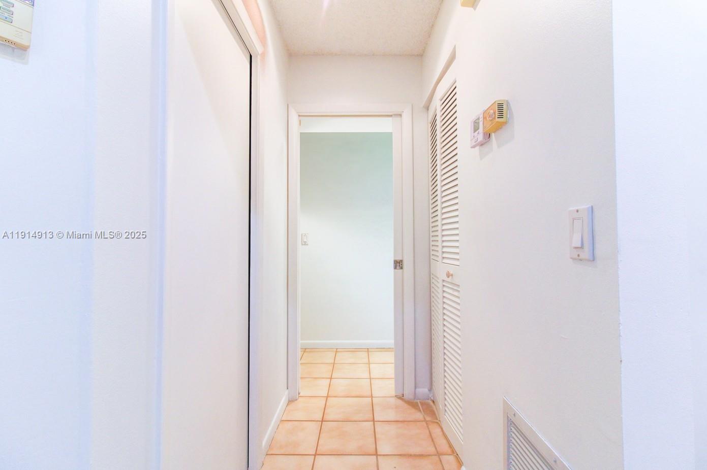 VILLAS OF BOCA DELRAY CON - Residential Lease