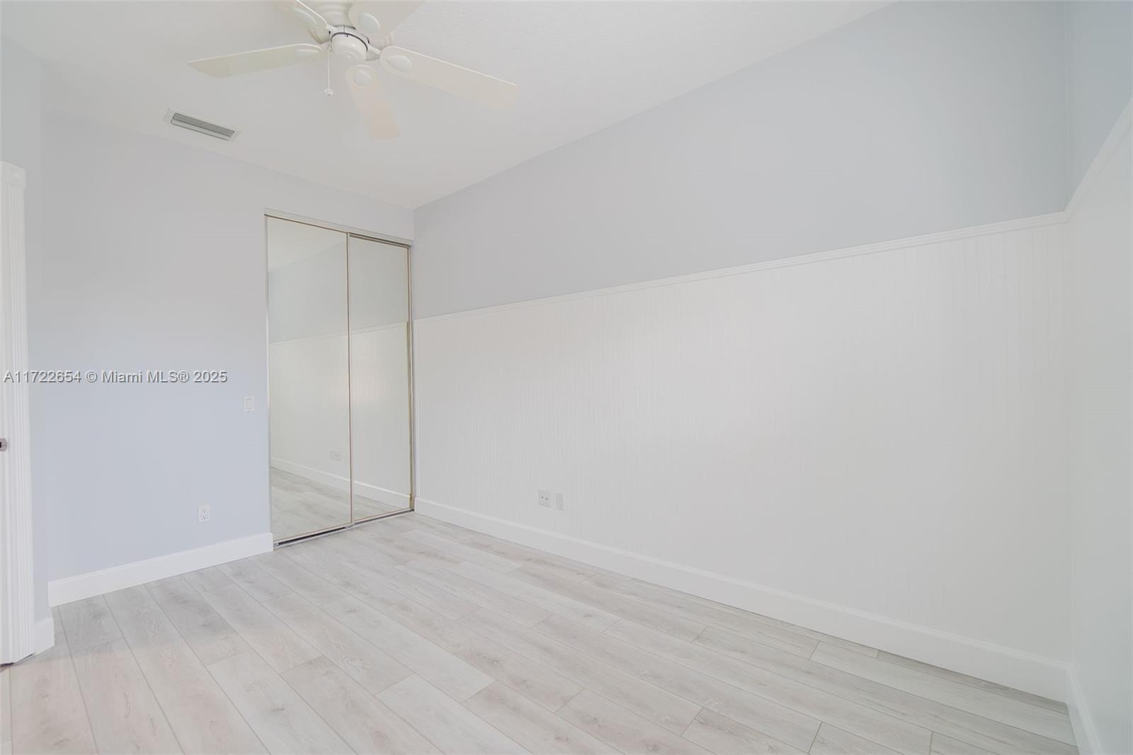 CAMBRIDGE AT ABACOA - Residential