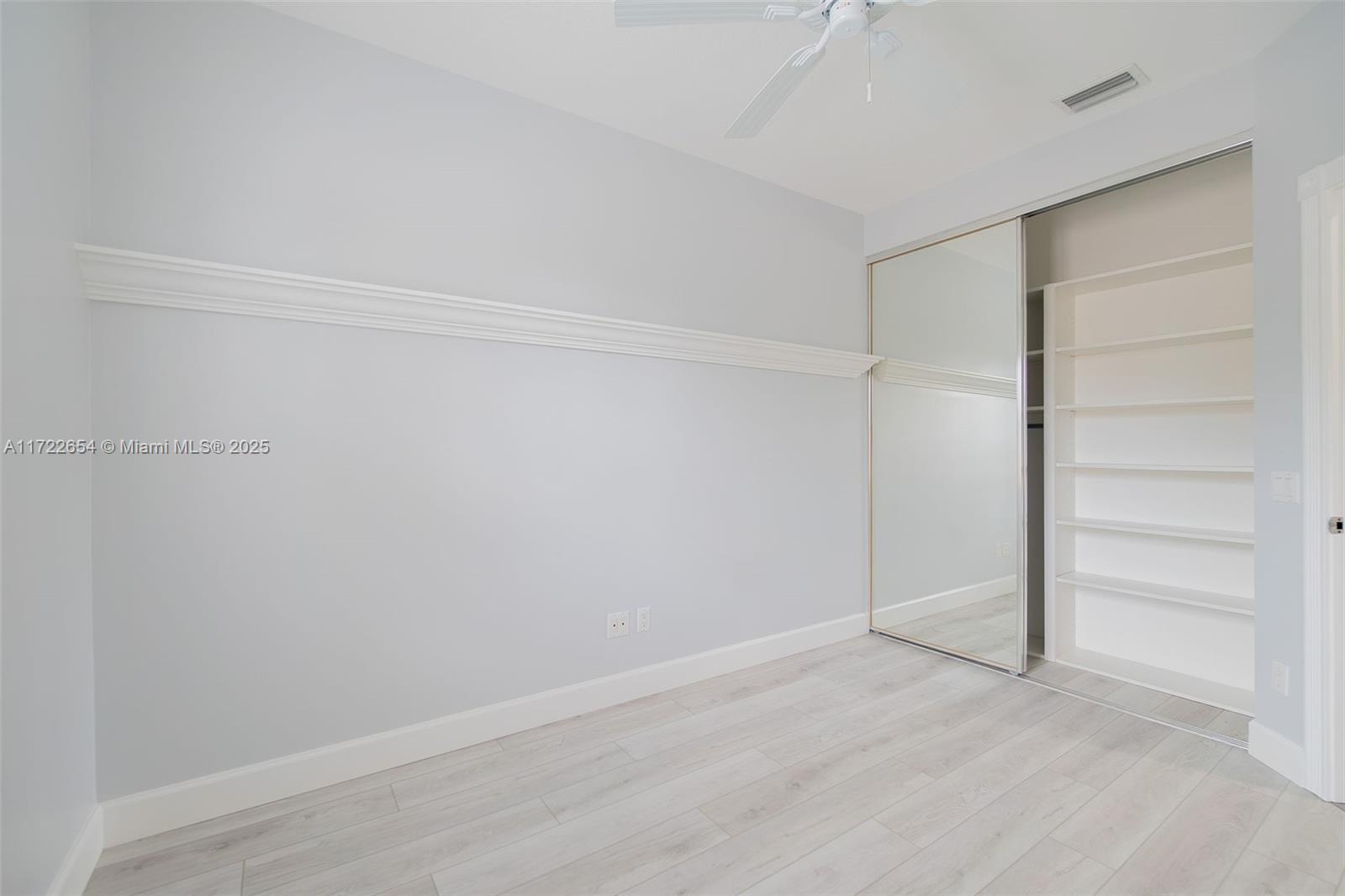 CAMBRIDGE AT ABACOA - Residential