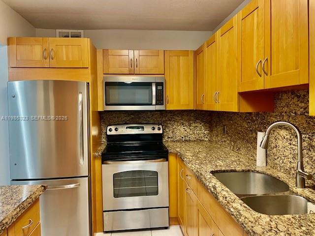 HEATHER WALK - Residential Lease