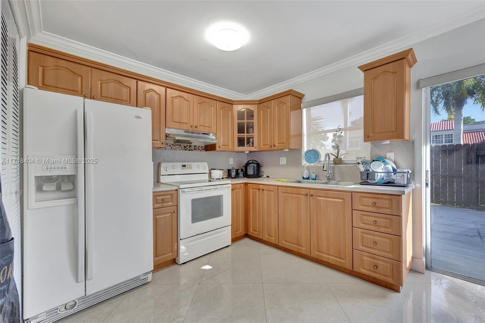 TERRA LAKE VILLAS CONDO - Residential