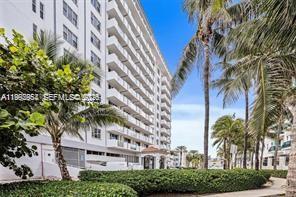 9195 Collins Ave 614