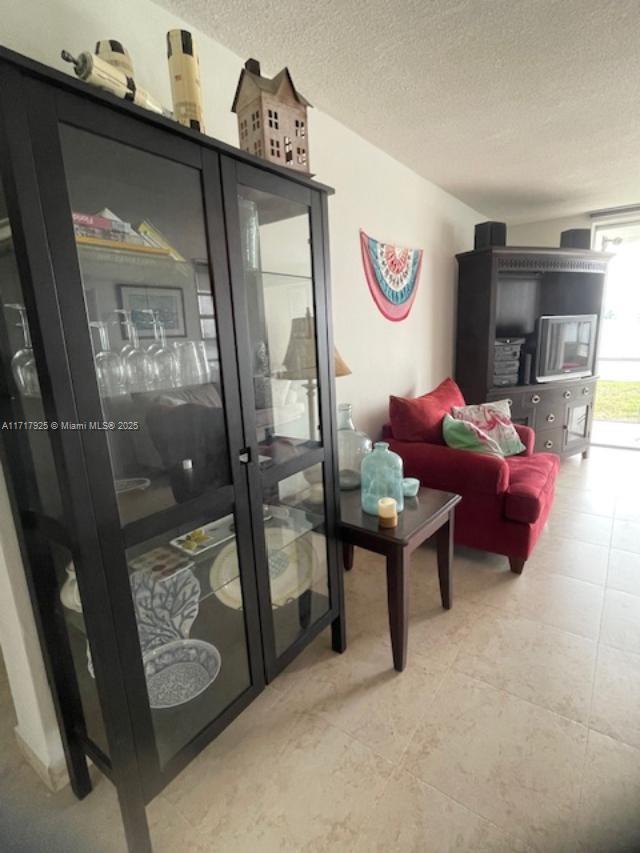 POINT EAST SEC III CONDO - Residential