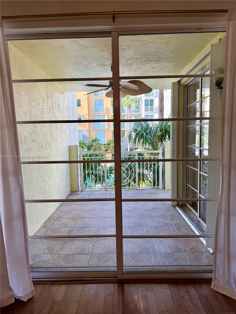 THE COURTS AT SOUTH BEACH - Residential Lease