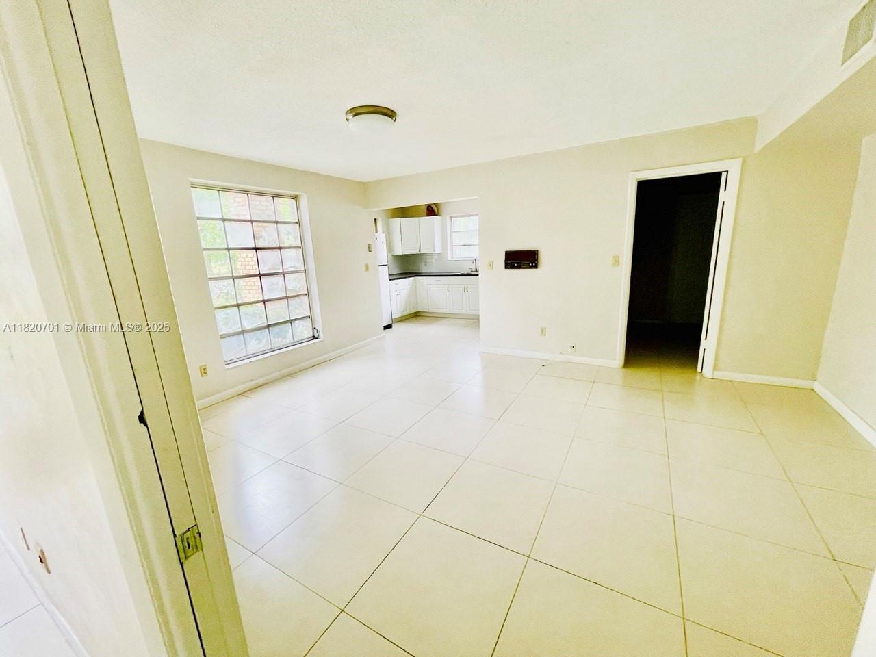 CG RIVIERA SEC 3 REV - Residential Lease