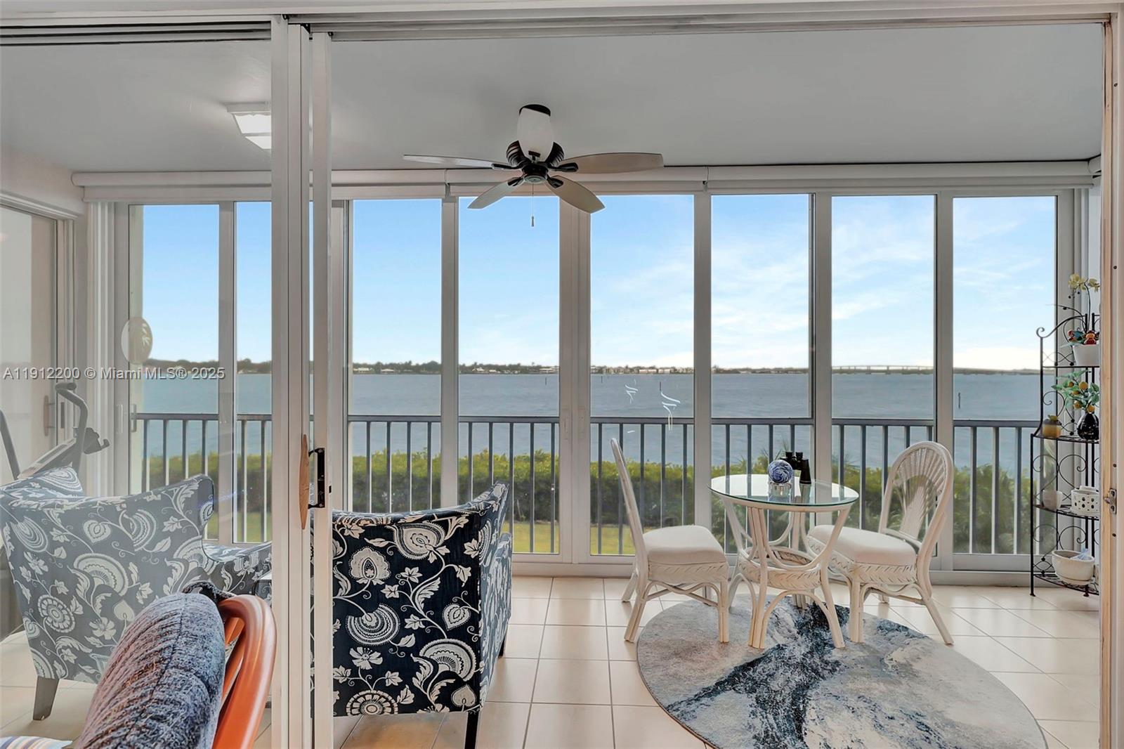 THE ADMIRALTY CONDO - Residential